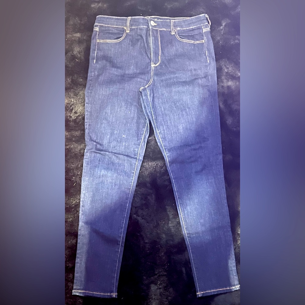 Size 16 long american eagle no rips